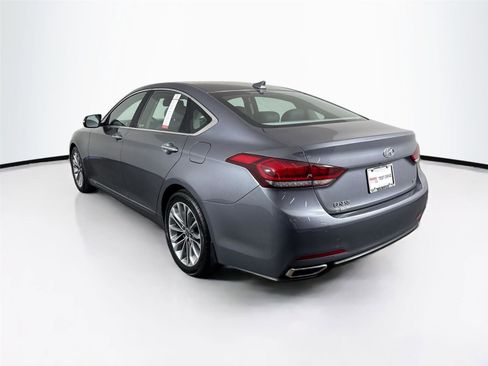 Used 2016 Hyundai Genesis 3.8 image 8