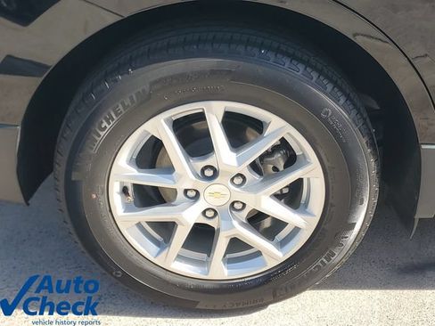 Used 2023 Chevrolet Equinox LS w/ LS Convenience Package FWD image 8