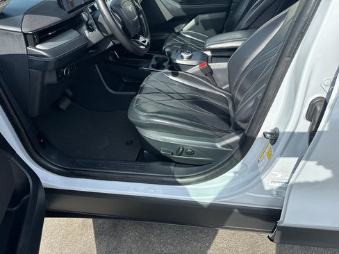 Used 2023 Ford Mustang Mach-E Select RWD image 8
