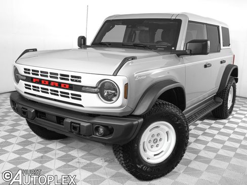 Used 2026 Ford Bronco Heritage Edition AWD/4WD image 1