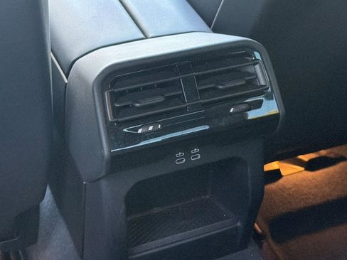 Used 2024 BMW 530i image 16