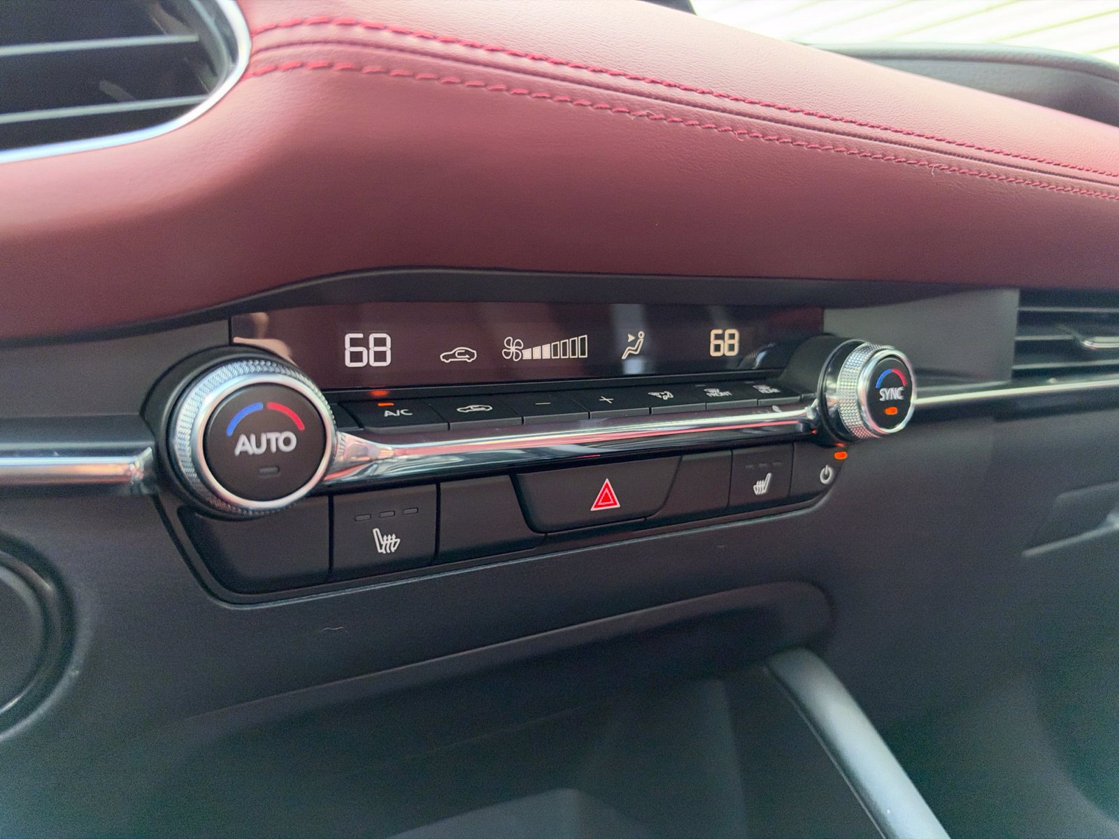 Certified 2024 MAZDA MAZDA3 s FWD image 18