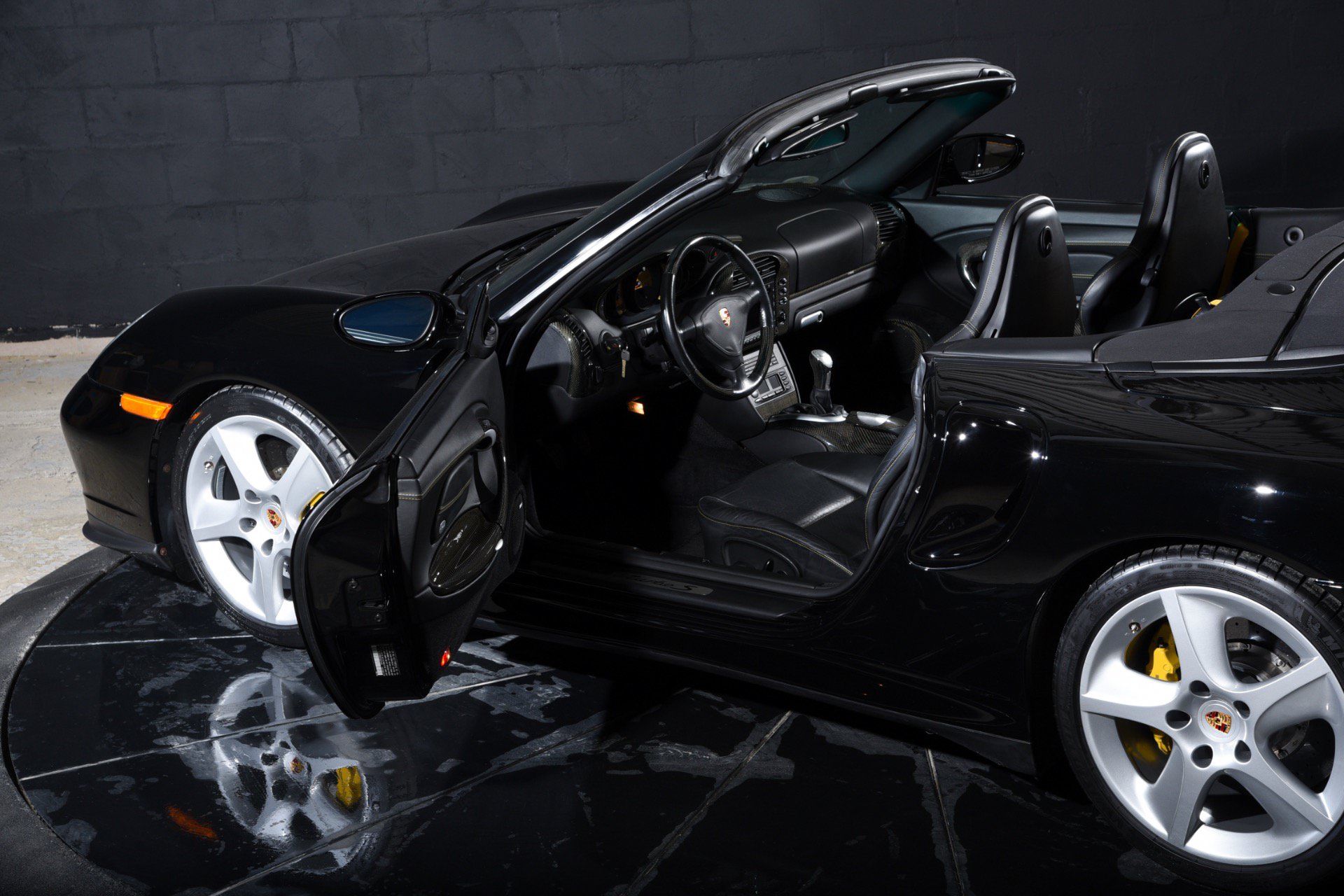 Used 2005 Porsche 911 Turbo S AWD/4WD image 12