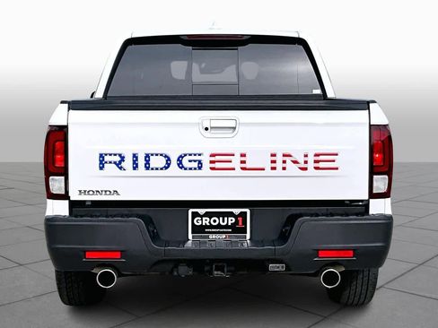 Certified 2024 Honda Ridgeline RTL image 5