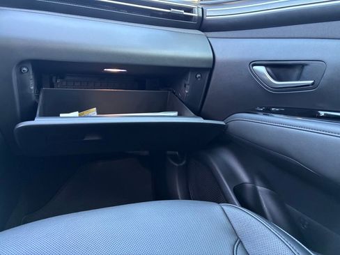 Used 2023 Hyundai Tucson Limited image 40