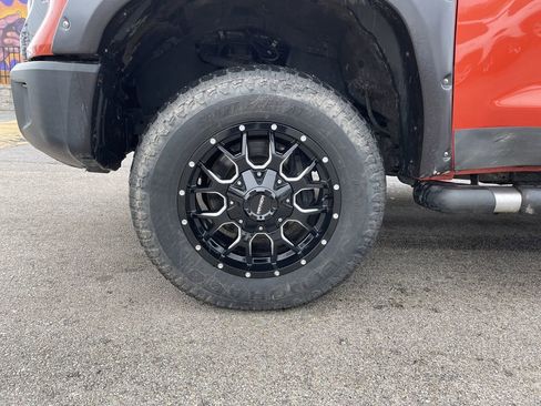 Used 2016 Toyota Tundra SR5 w/ TRD Off Road Package image 9