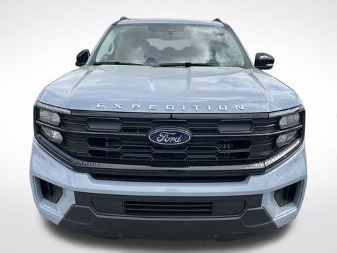 New 2026 Ford Expedition Active AWD/4WD image 2