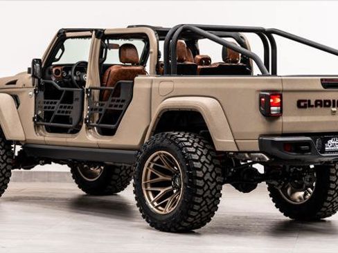 Used 2026 Jeep Gladiator Sport AWD/4WD image 15