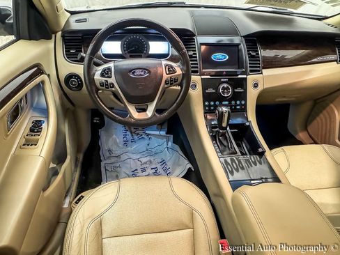 Used 2017 Ford Taurus Limited FWD image 15