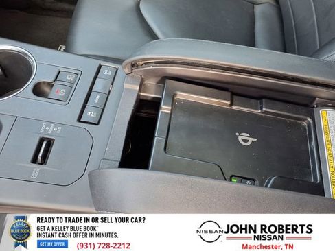 Used 2021 Toyota Highlander XLE image 30