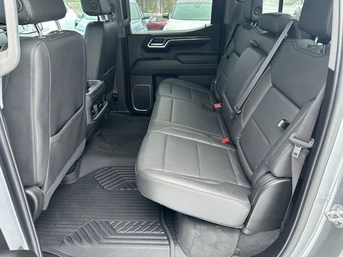 Used 2024 Chevrolet Silverado 1500 LT Trail Boss w/ Convenience Package II image 23