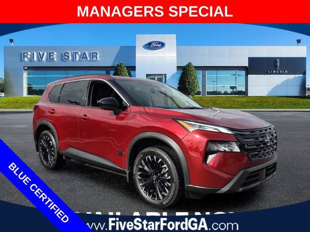 Used 2026 Nissan Rogue Dark Armor FWD image 1