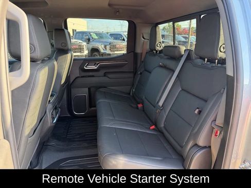 New 2026 GMC Sierra 1500 SLT AWD/4WD image 26
