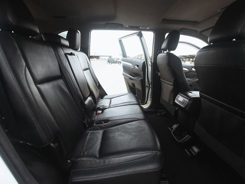 Used 2017 Toyota Highlander XLE image 23