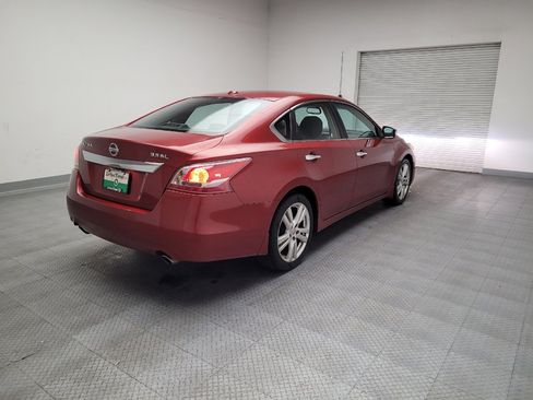 Used 2013 Nissan Altima 3.5 SL w/ Technology Pkg image 9