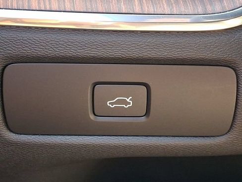 Certified 2023 Volvo XC60 B5 Plus w/ Climate Package AWD/4WD image 26