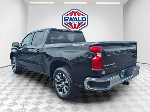 Certified 2024 Chevrolet Silverado 1500 LT AWD/4WD image 2