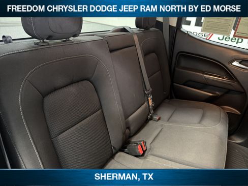 Used 2022 Chevrolet Colorado LT RWD image 10