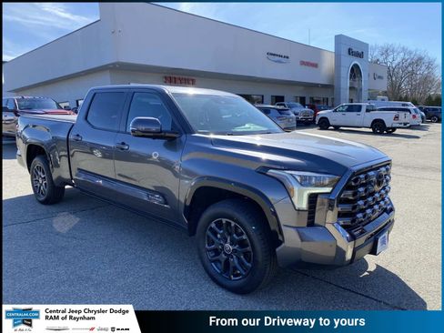 Used 2024 Toyota Tundra Platinum image 1