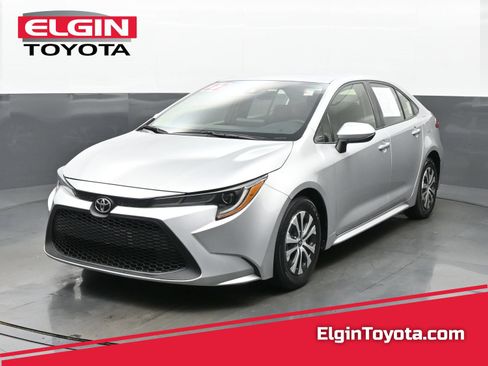 Used 2022 Toyota Corolla LE FWD image 1