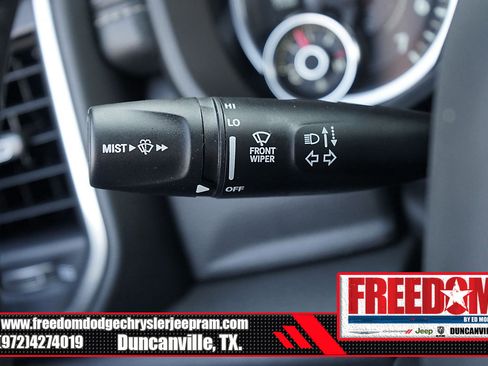 New 2023 RAM 1500 Laramie image 30