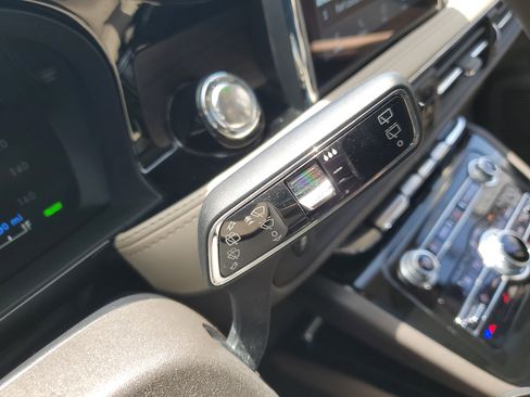 Used 2022 Lincoln Corsair Grand Touring image 21