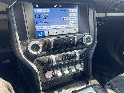 Used 2018 Ford Mustang GT Premium w/ GT Performance Package RWD image 7