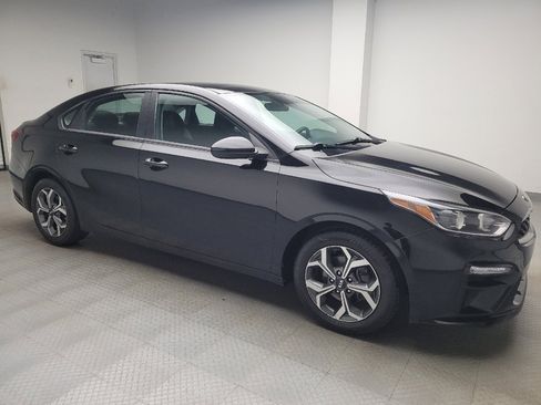 Used 2021 Kia Forte LXS FWD image 11