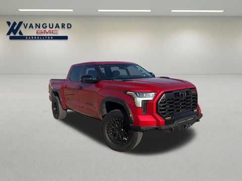 Used 2024 Toyota Tundra Limited image 2
