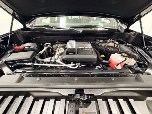 Certified 2025 Chevrolet Silverado 1500 ZR2 w/ Technology Package image 33