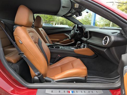 Used 2021 Chevrolet Camaro SS RWD image 31