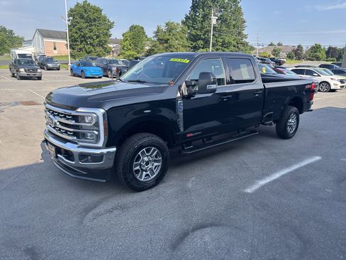 Used 2024 Ford F350 Lariat w/ Camper Package image 8