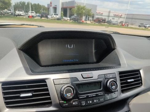 Used 2016 Honda Odyssey EX-L image 23