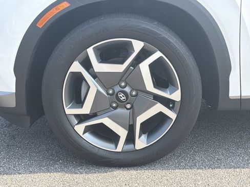 Used 2024 Hyundai Palisade Limited FWD image 11
