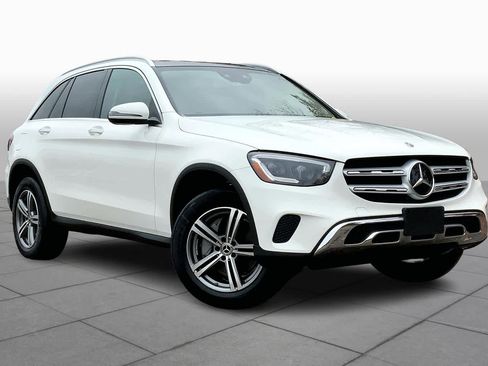 Used 2020 Mercedes-Benz GLC 300 4MATIC image 3
