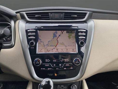 Used 2020 Nissan Murano Platinum w/ Cargo Package image 9