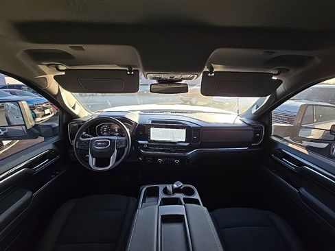 Used 2024 GMC Sierra 3500 SLE w/ SLE Value Package image 2