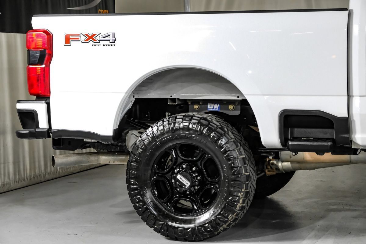 Used 2023 Ford F250 XL w/ STX Appearance Package AWD/4WD image 6