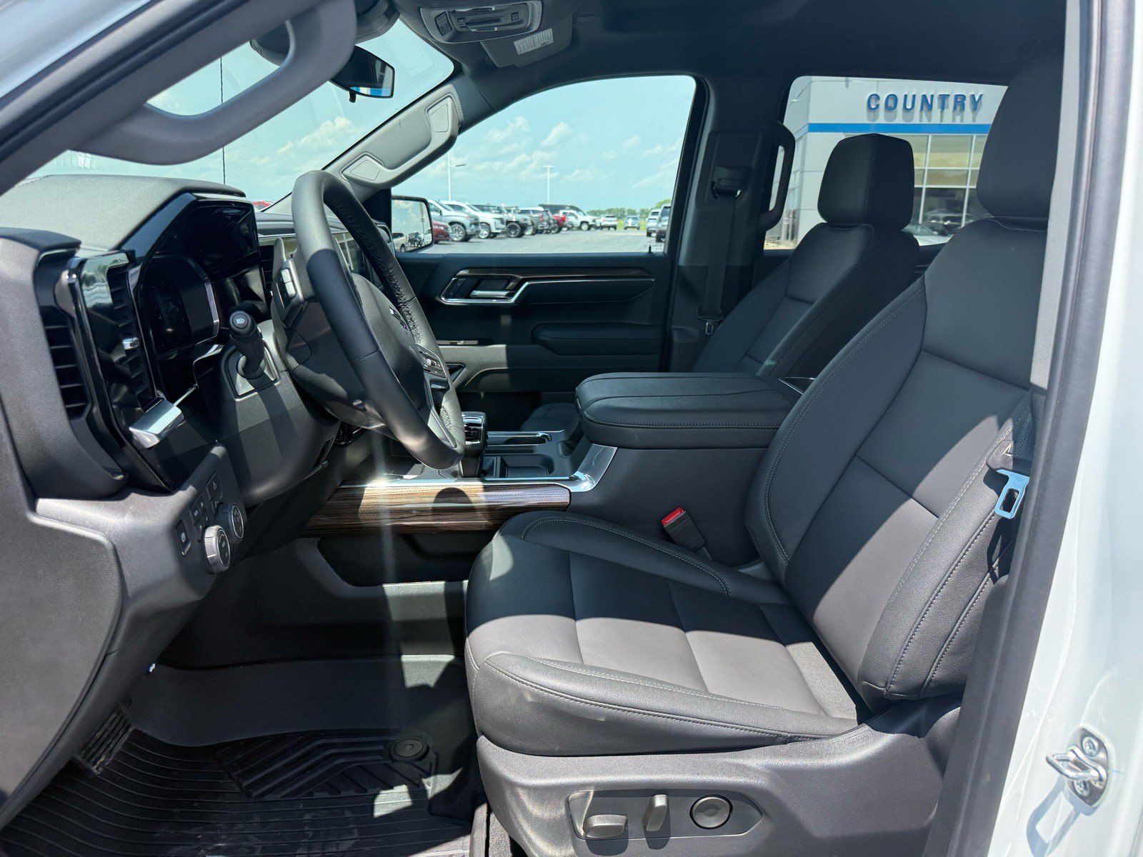Used 2026 Chevrolet Silverado 1500 RST w/ All Star Edition Plus AWD/4WD image 11