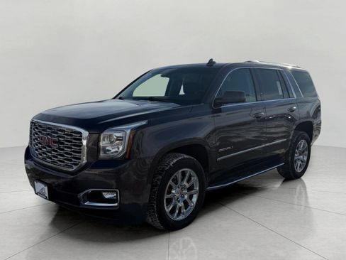 Used 2018 GMC Yukon Denali w/ Open Road Package image 4
