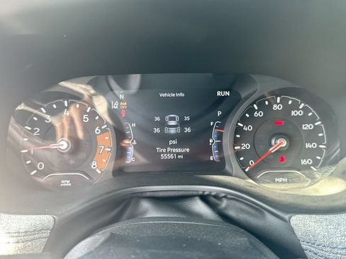 Used 2023 Jeep Compass Latitude w/ Convenience Group AWD/4WD image 17