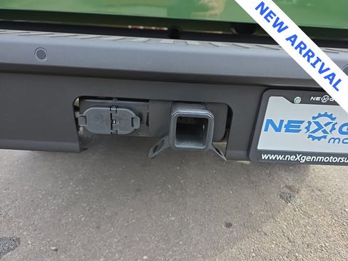 Used 2025 Ford Maverick XLT w/ XLT Luxury Package image 3