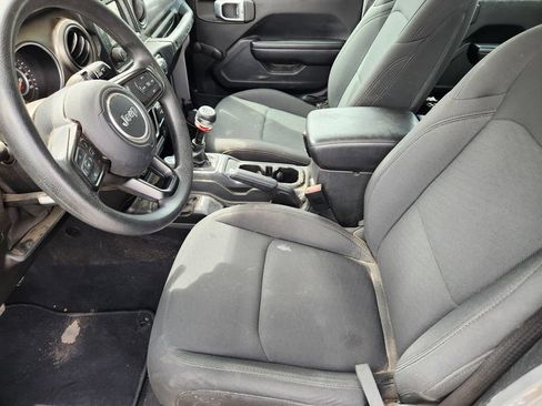 Used 2019 Jeep Wrangler Unlimited Sport AWD/4WD image 10