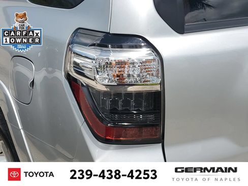 Certified 2022 Toyota 4Runner SR5 AWD/4WD image 17