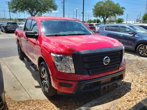 Used 2022 Nissan Titan SV w/ Accessory Utility Package RWD image 1
