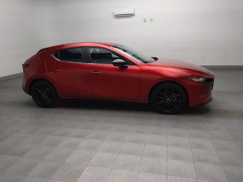Used 2024 MAZDA MAZDA3 s FWD image 11