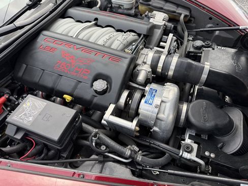 Used 2006 Chevrolet Corvette Base w/ Preferred Equipment Group image 30