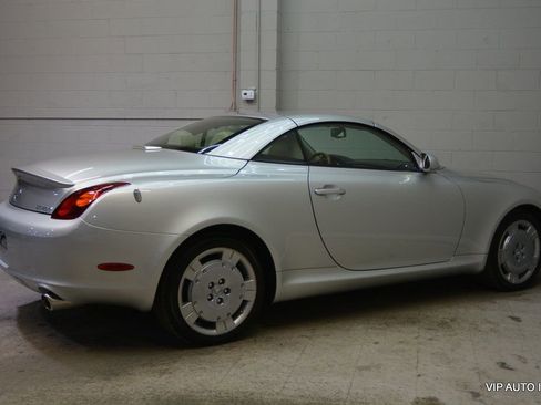 Used 2004 Lexus SC 430 Convertible image 36