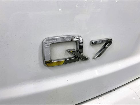 Used 2019 Audi Q7 3.0T Premium Plus image 9