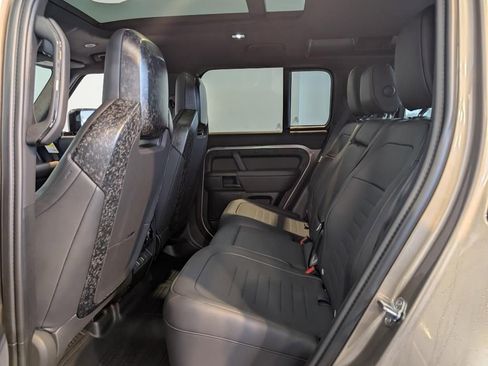 New 2026 Land Rover Defender 110 OCTA AWD/4WD image 25